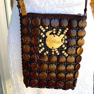 New Hawaii Natural Coconut Shell Hand Made Bag